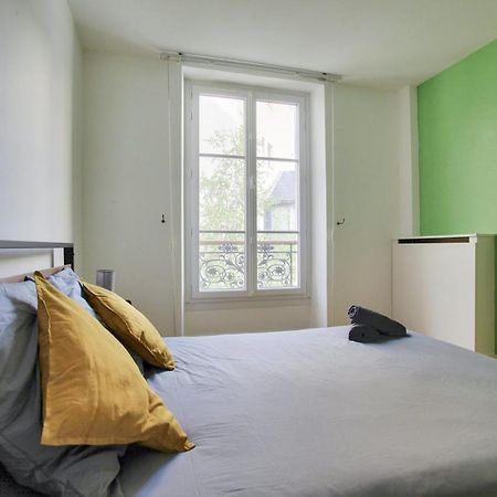 2 Bedrooms Tour Eiffel Breteuil Париж Екстериор снимка